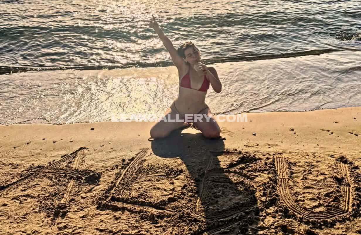 Alessandram02 Exclusive Leaked Nude OnlyFans #12634313
