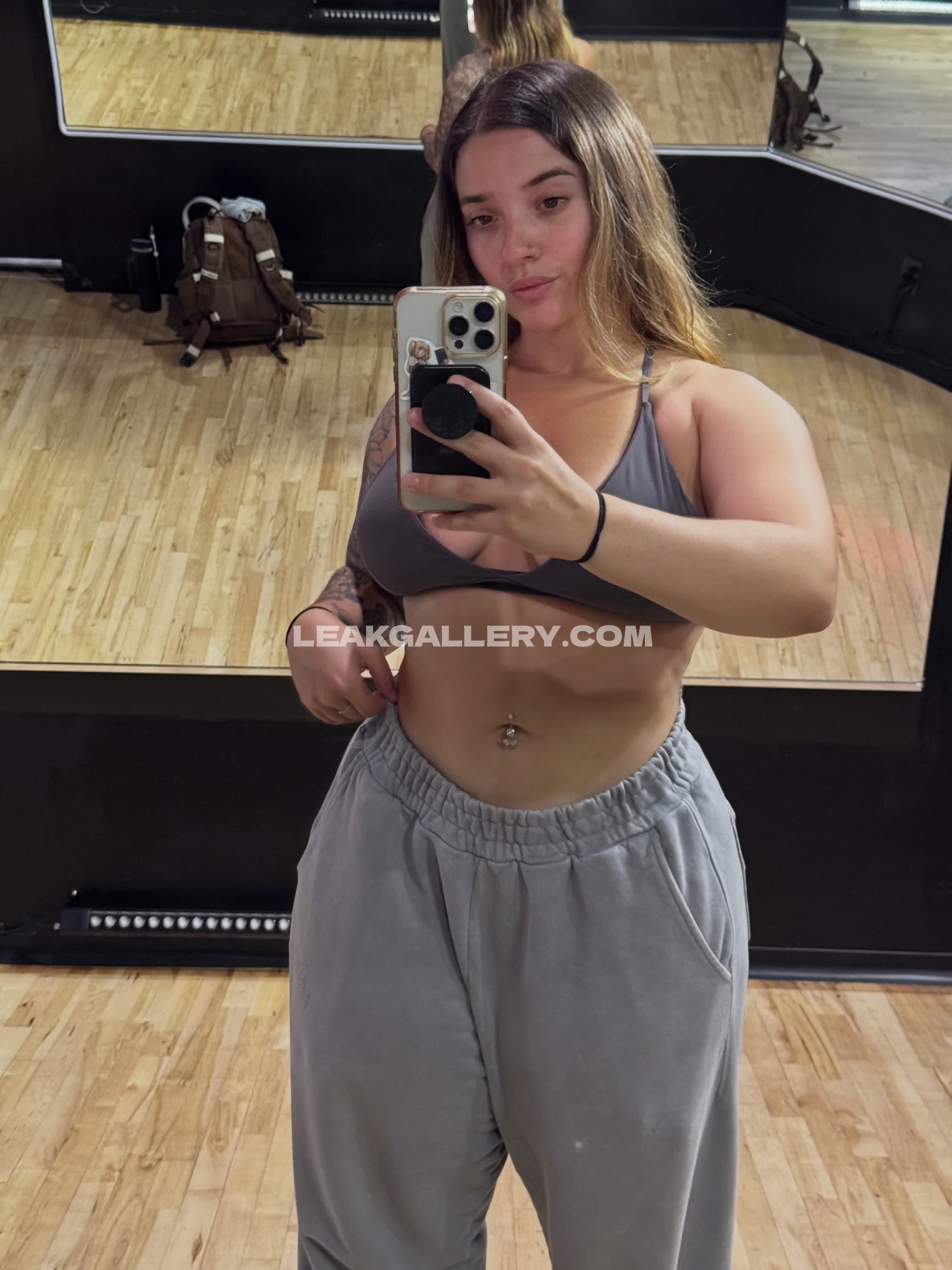 Alexandracb / alexandram_b Leak OnlyFans exclusif #13345593
