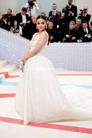 Aliaa08 Exclusive Leaked Nude OnlyFans #14844911