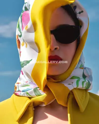 Aliaa08 Floral Scarf Headwrap OnlyFans Photo Leaked
