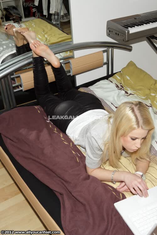 Allyoucanfeet Exclusive Leaked Nude OnlyFans #12133311