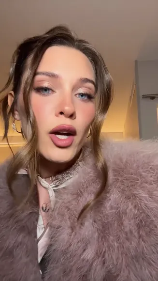 Alyshanewman Fuzzy Robe Tease OnlyFans Video Leaked