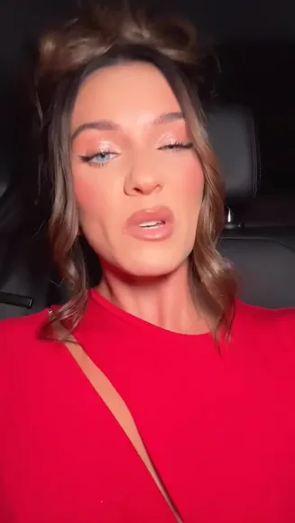 Alyshanewman Red Dress Cleavage Tease OnlyFans Video Leaked