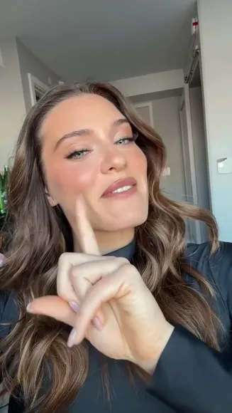 Alyshanewman Lips Pouting Tease OnlyFans Video Leaked