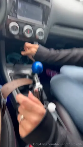 Alyx Oral Sex In Car OnlyFans Video Leaked