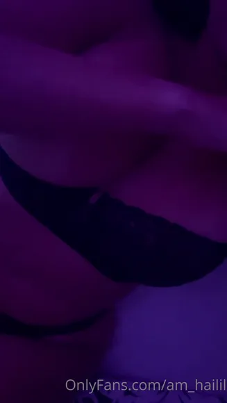 Am_hailil Naked Tits Massage OnlyFans Video Leaked