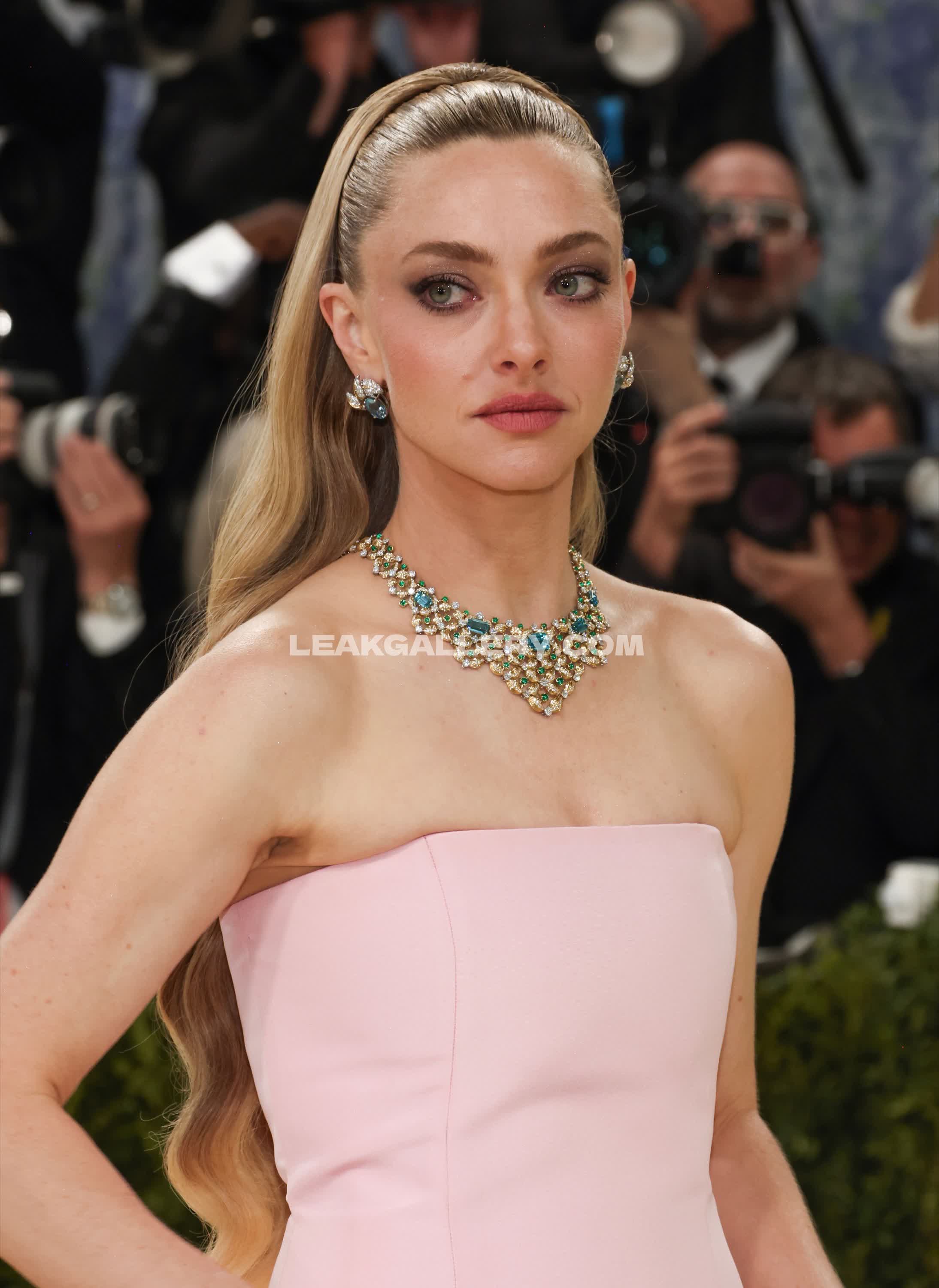 Amanda_seyfried Exclusive Leaked Nude OnlyFans #12352593