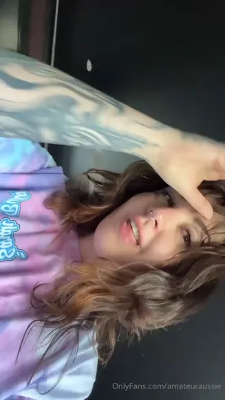 Amateuraussie Tattooed Hand On Cock OnlyFans Video Leaked
