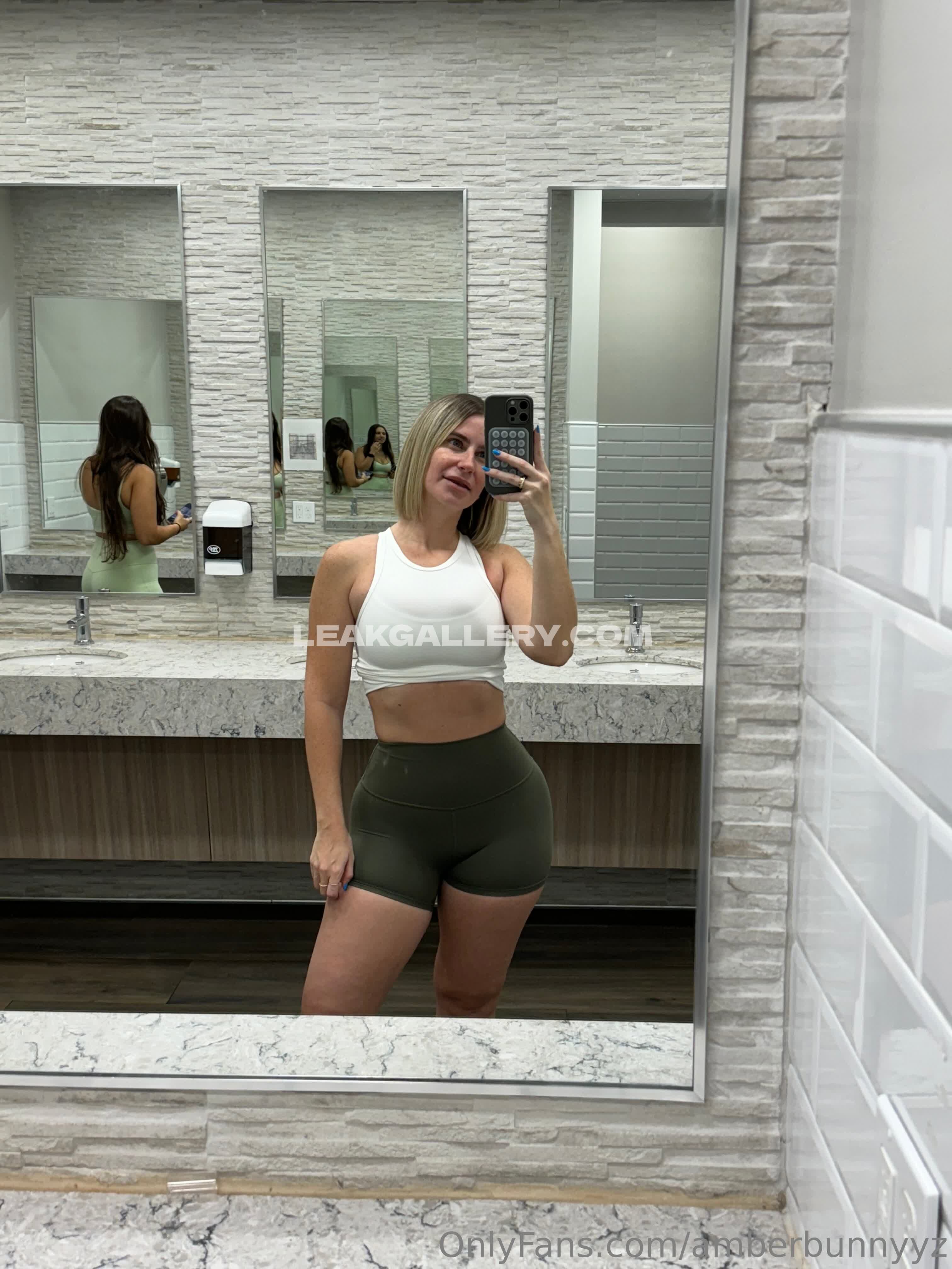 Amberbunnyyz Exclusive Leaked Nude OnlyFans #13397461