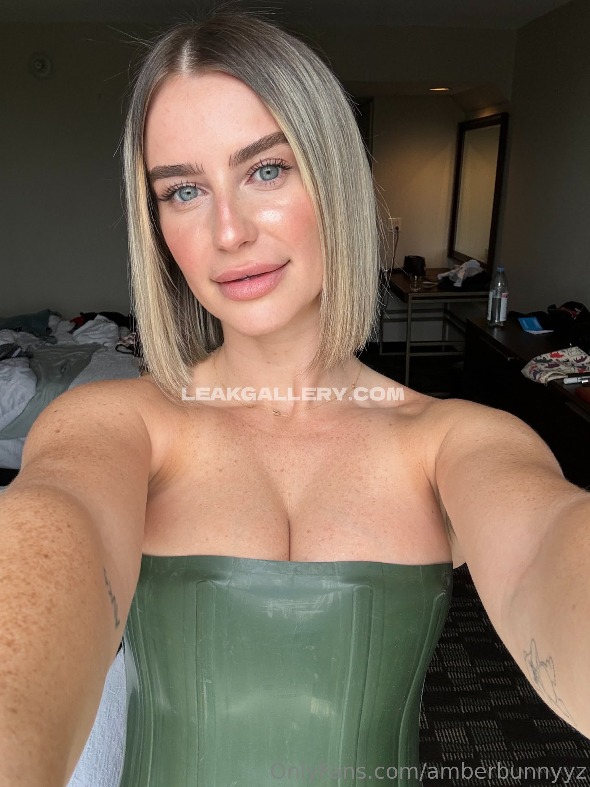 Amberbunnyyz Exclusive Leaked Nude OnlyFans #13397619