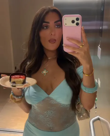 Ambsphillips Sheer Lace Bodysuit Tease OnlyFans Video Leaked
