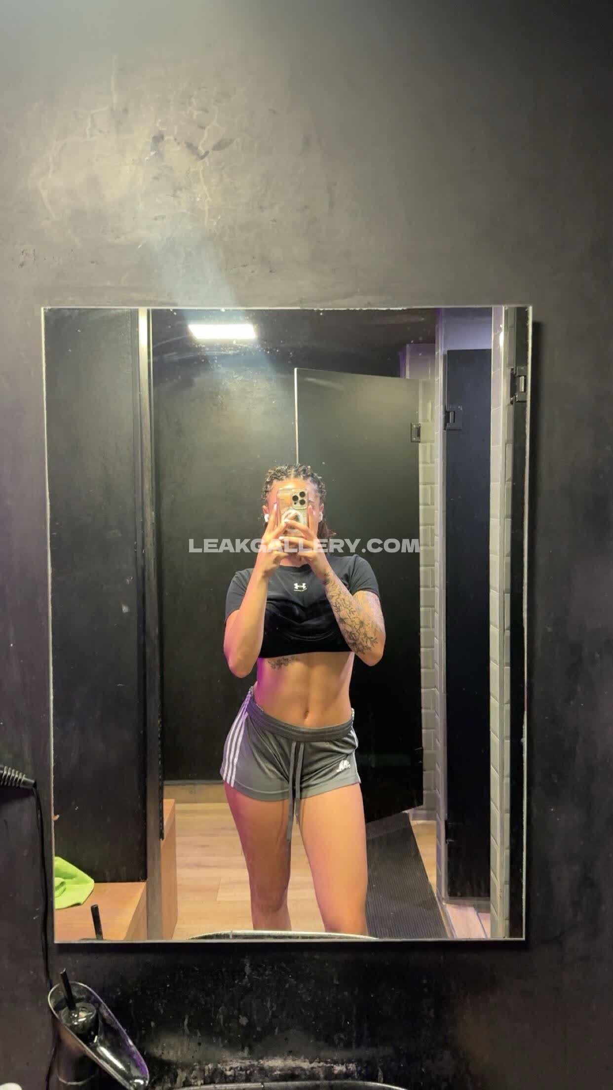 Amiahsimmonss Exclusive Leaked Nude OnlyFans #12872277