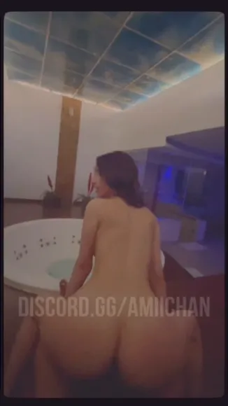 Amiichan Naked Ass Twerking OnlyFans Video Leaked