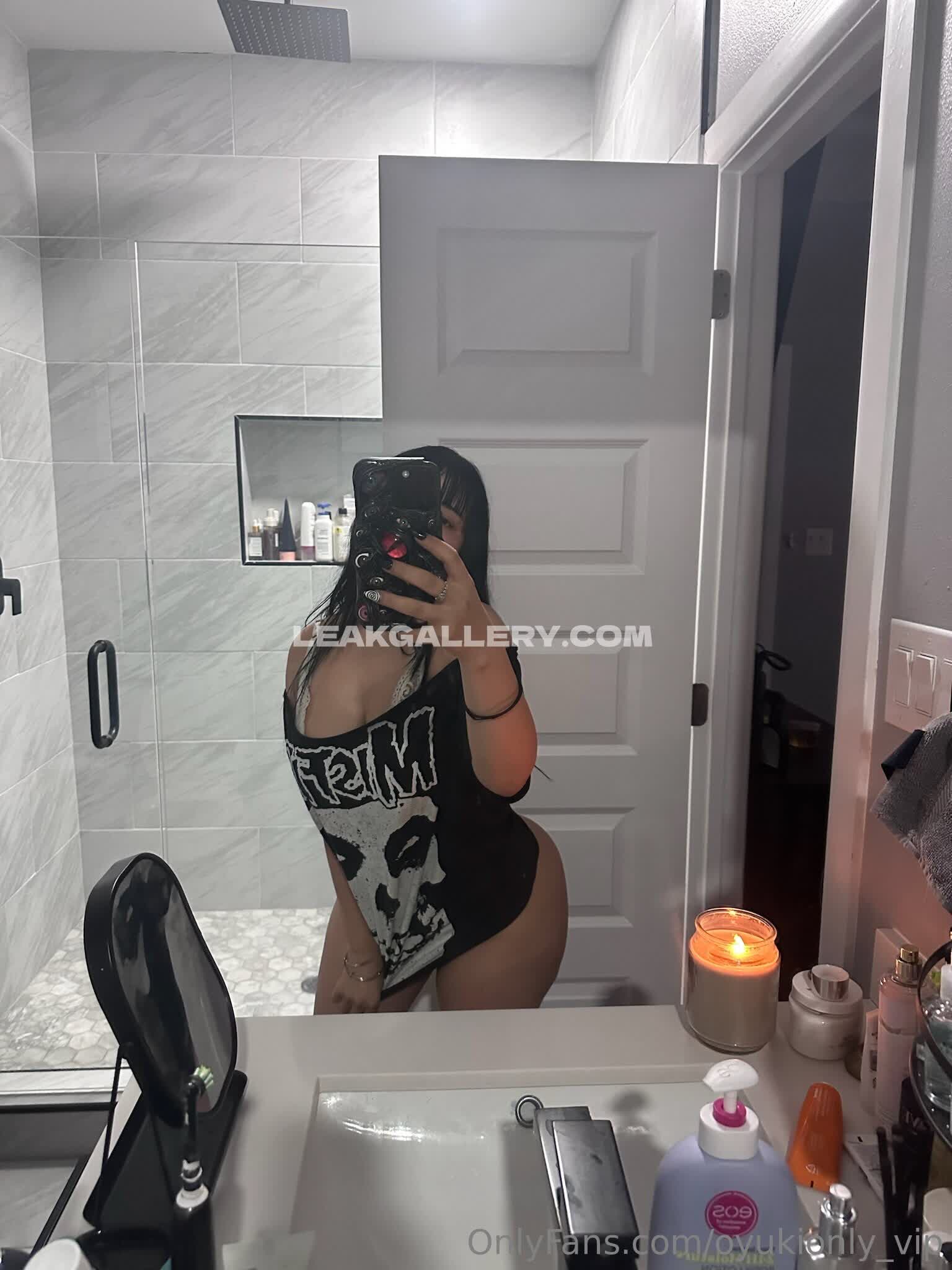 Amyclayre Exclusive Leaked Nude OnlyFans #12985244
