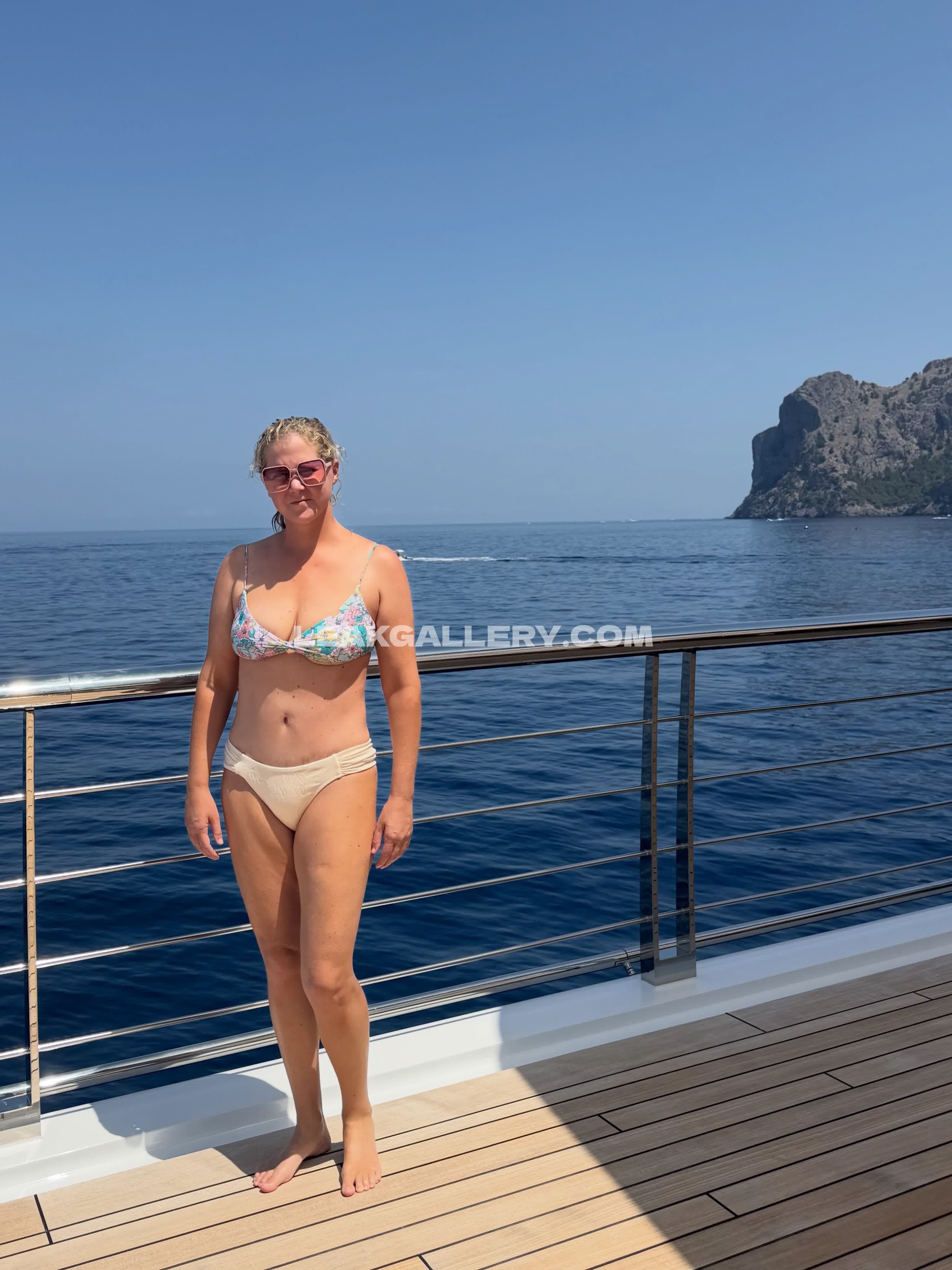 Amyschumer Exclusive Leaked Nude OnlyFans #13489588