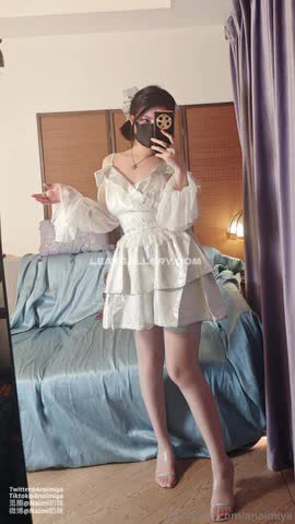 Anaimiya Lace Dress Mirror Selfie OnlyFans Photo Leaked