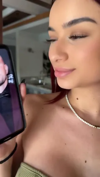 Andiegen Green Topless Tease OnlyFans Video Leaked