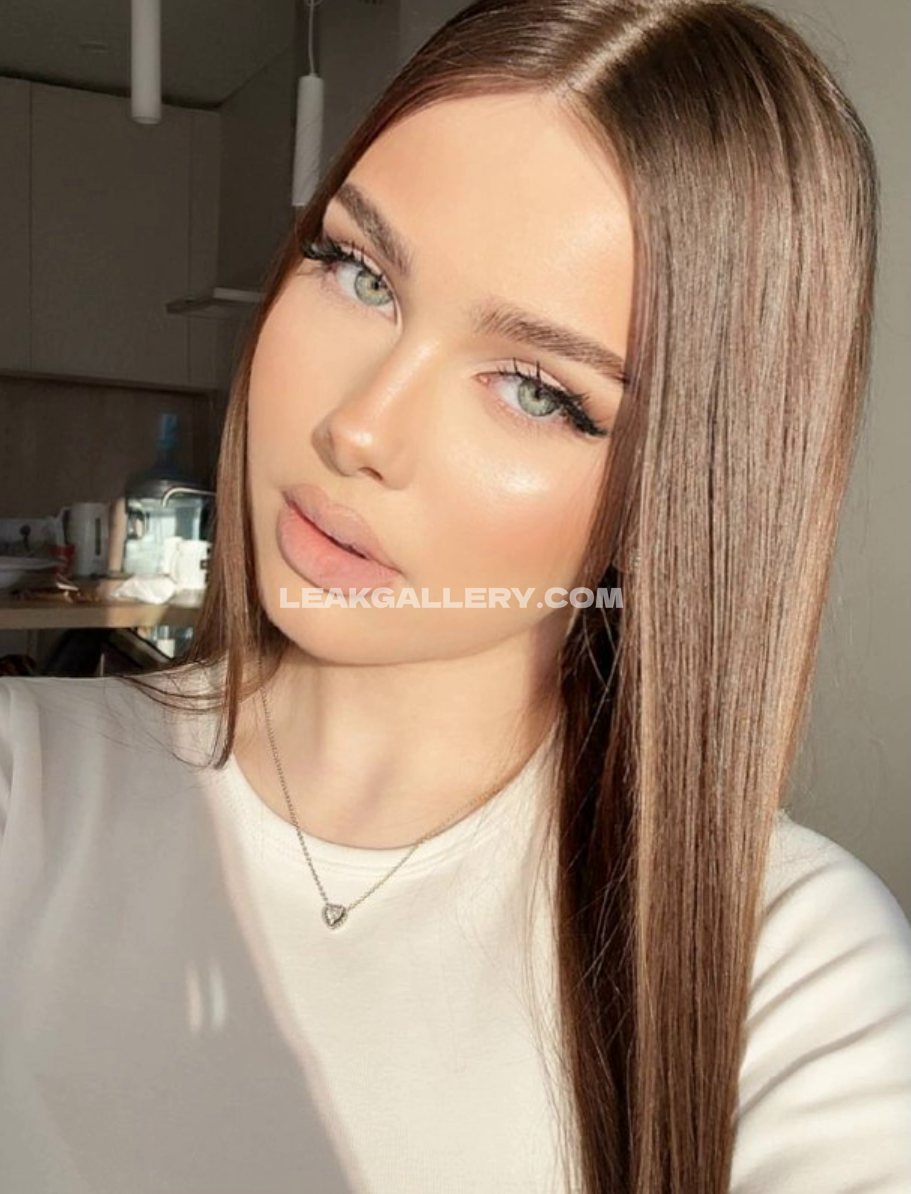 Aneylyve / aneylyverst Exclusive Leaked Nude OnlyFans #12760150