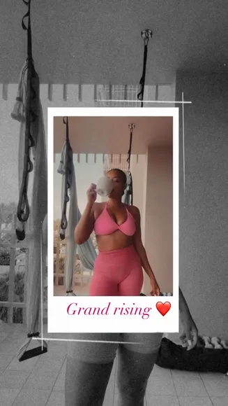 Angelasimmons Pink Sports Bra Flex OnlyFans Video Leaked