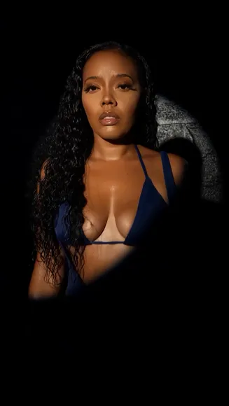 Angelasimmons Wet Blue Swimsuit Pose OnlyFans Video Leaked
