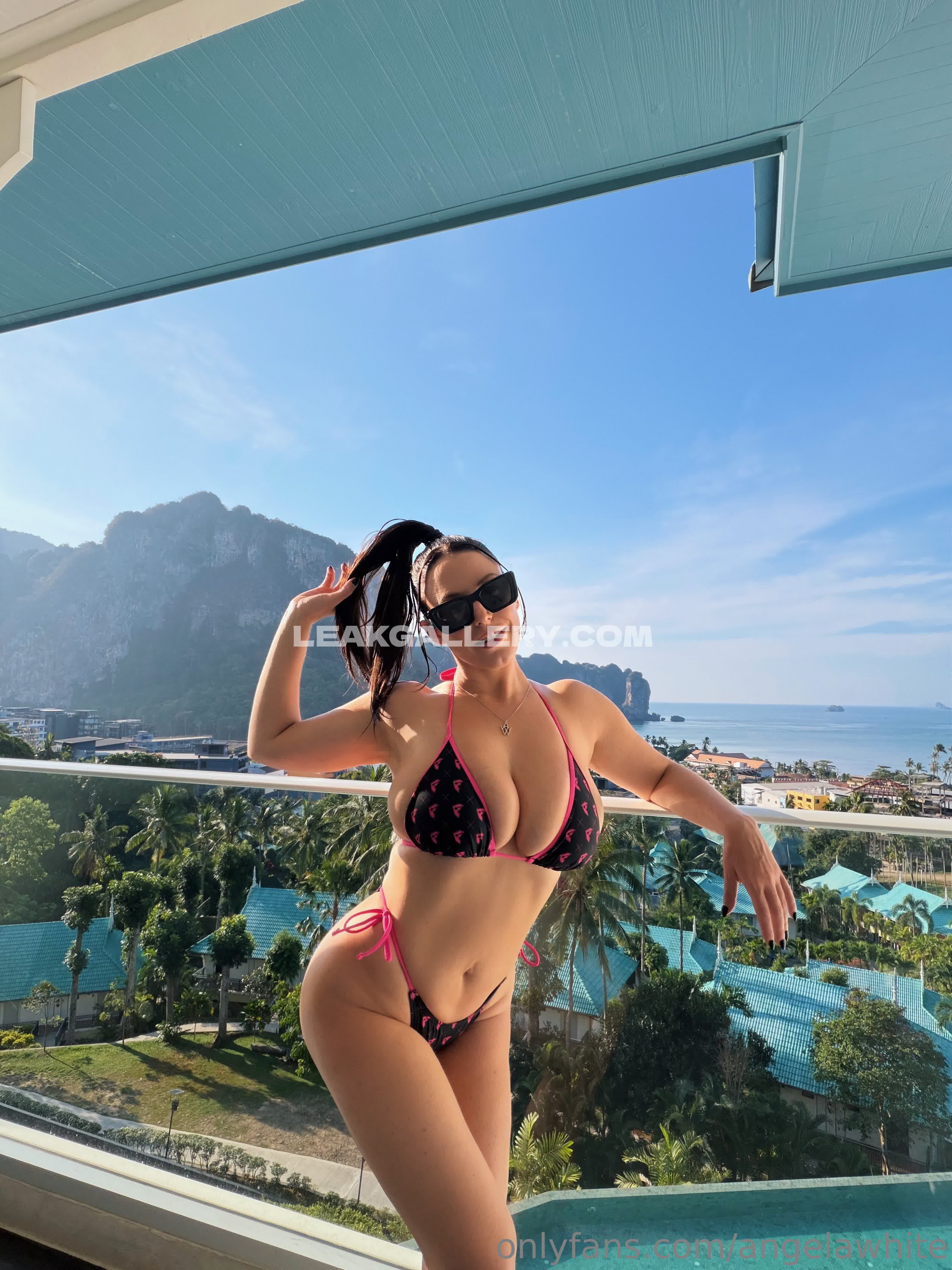 Angelawhite / angela_white / angleawhite Exclusive Leaked Nude OnlyFans #13025618