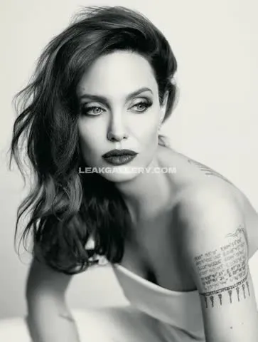 angelinajolie