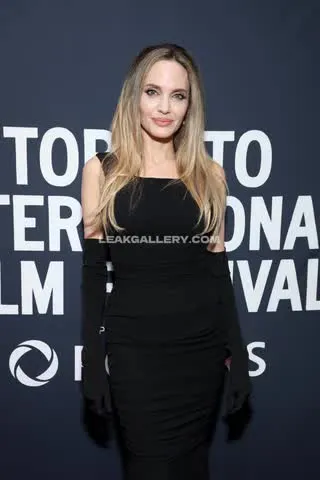 angelinajolie
