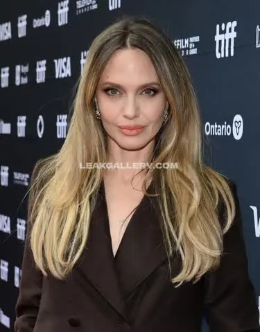angelinajolie