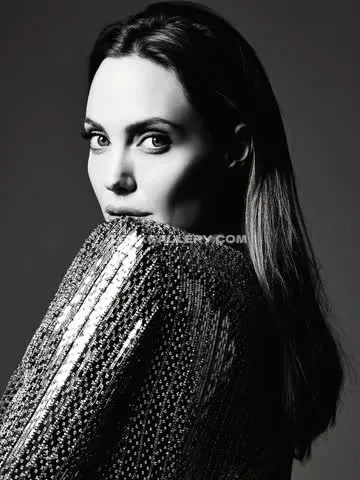 angelinajolie