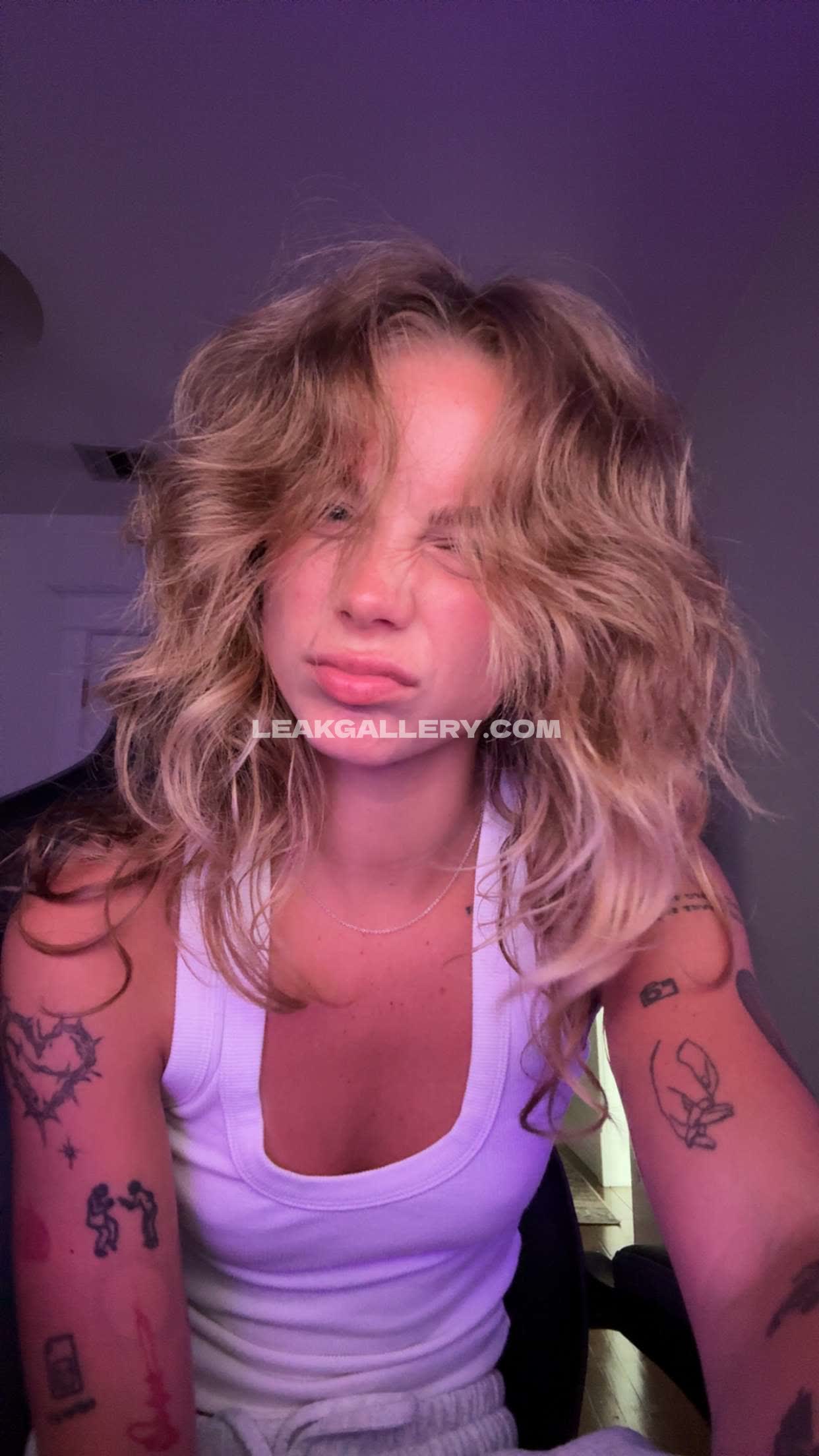 Annabananaxdddd OnlyFans Nudi in Esclusiva Trapela #12984597
