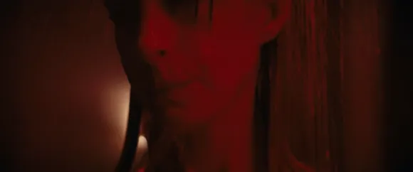 annehathaway video thumbnail