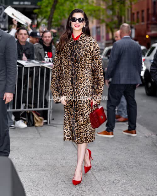 Annehathaway Exclusive Leaked Nude OnlyFans #12136133