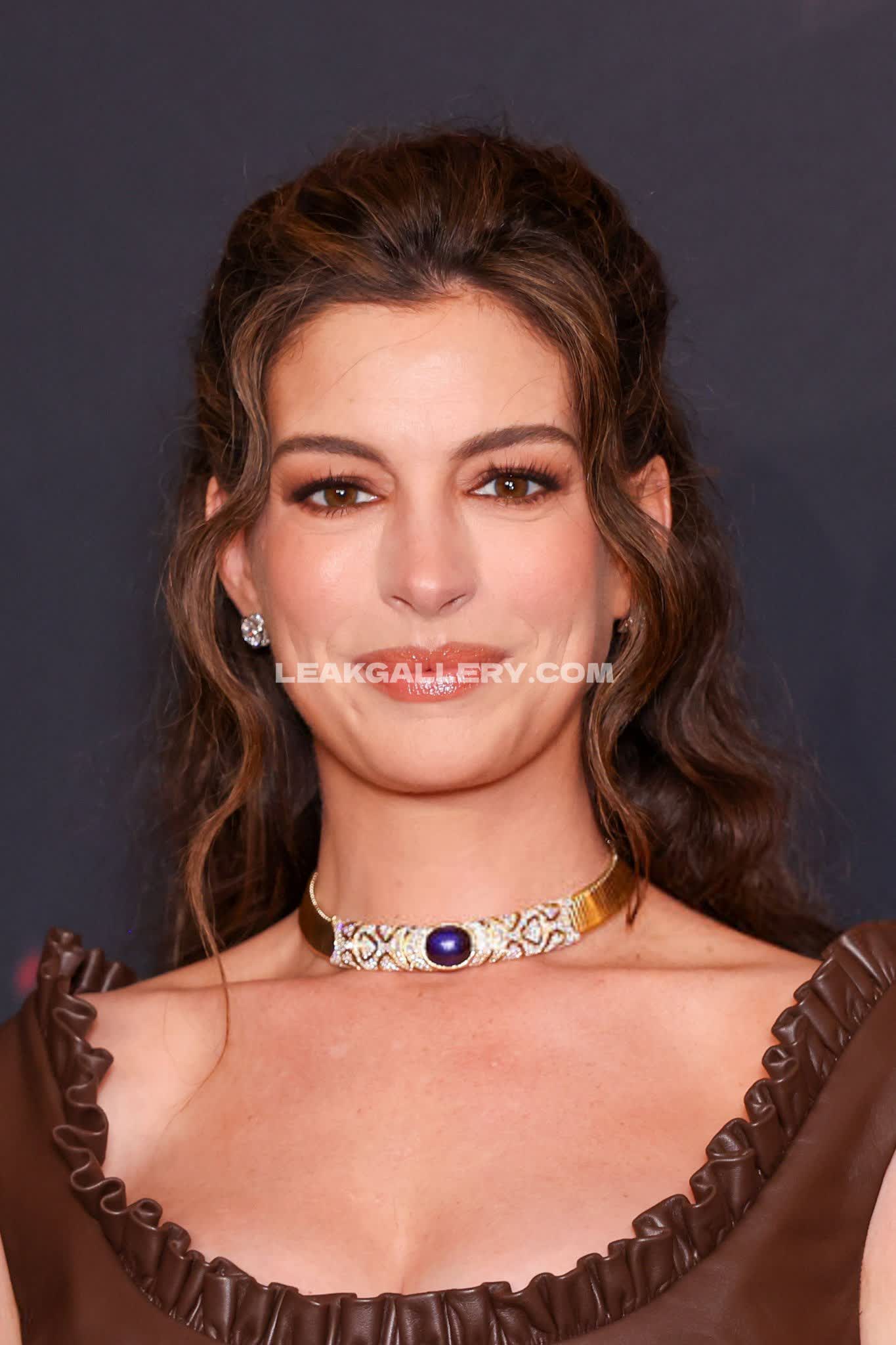 Annehathaway Exclusive Leaked Nude OnlyFans #13044084
