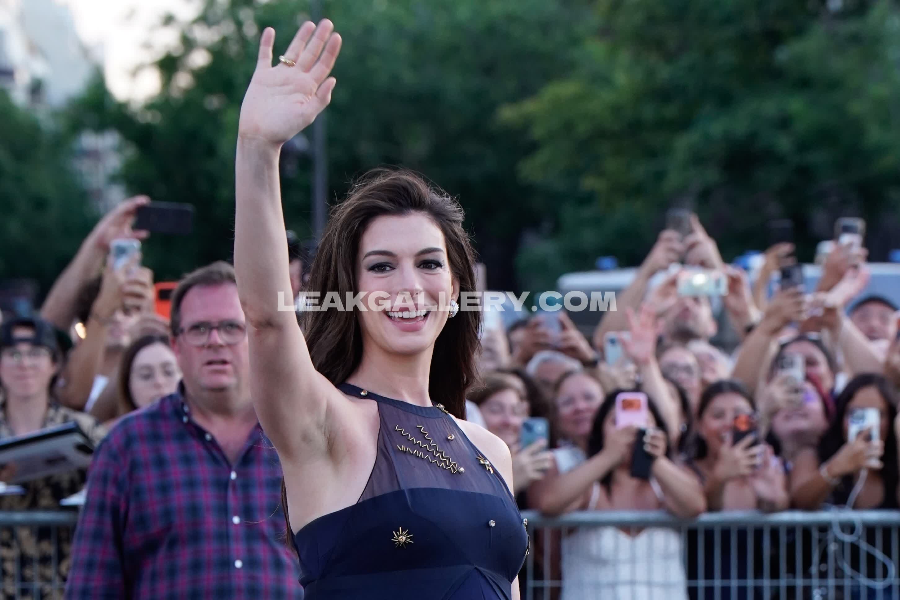 Annehathaway Exclusive Leaked Nude OnlyFans #13044128