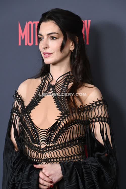 Annehathaway Exclusive Leaked Nude OnlyFans #12136187