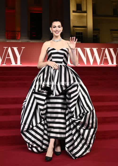 Annehathaway Exclusive Leaked Nude OnlyFans #12136147
