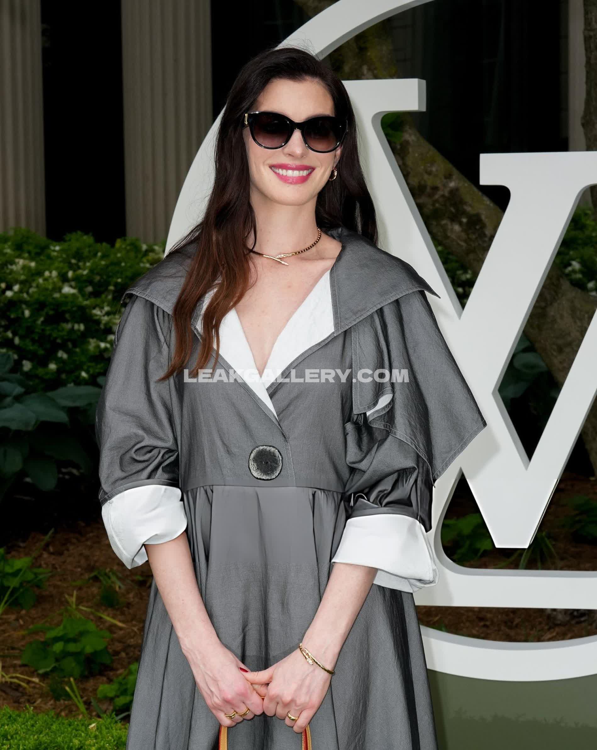 Annehathaway Exclusive Leaked Nude OnlyFans #12514246