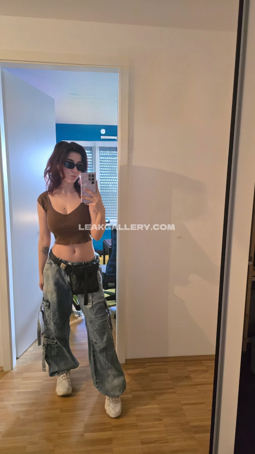Annitheduck Exclusive Leaked Nude OnlyFans #15736622
