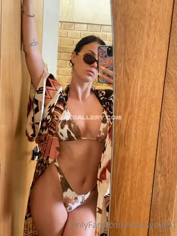 Anonymiss1 Bikini And Robe Tease OnlyFans Photo Leaked