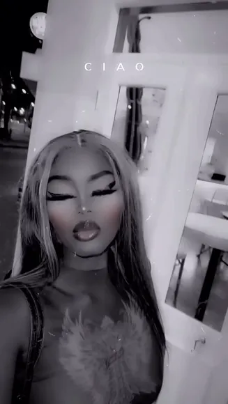 Anyangdeng Feathered Top Tease OnlyFans Video Leaked