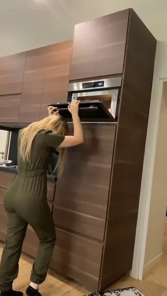 Areliann Olive Jumpsuit Bending Over OnlyFans Video Leaked