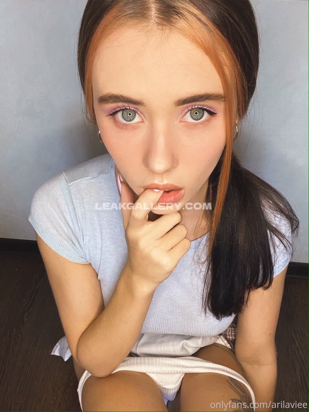 Arilaviee Exclusive Leaked Nude OnlyFans #12786824