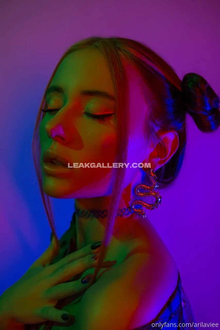Arilaviee Exclusive Leaked Nude OnlyFans #12787294