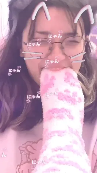 Armpitlover000 Pink Paw Sock Tease OnlyFans Video Leaked