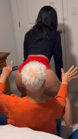 Aroomikim Red Shorts Ass Twerk OnlyFans Video Leaked