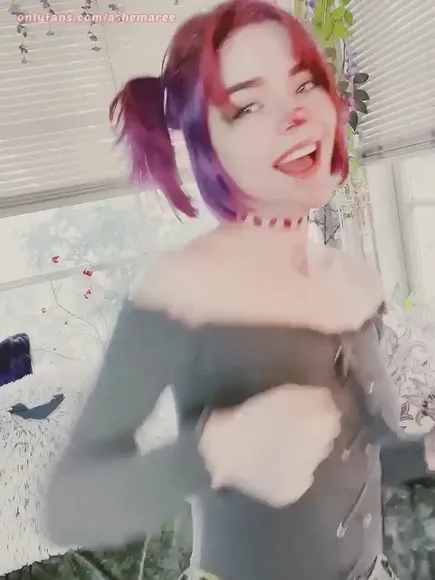 Ashemaree Off Shoulder Top Tease OnlyFans Video Leaked