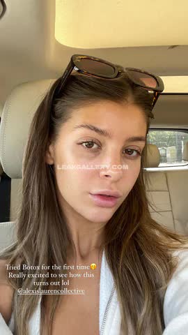 Ashley Sunglasses On Head OnlyFans Photo Leaked