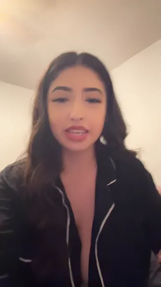 Ashleyarambulaa Pajama Top Tease OnlyFans Video Leaked