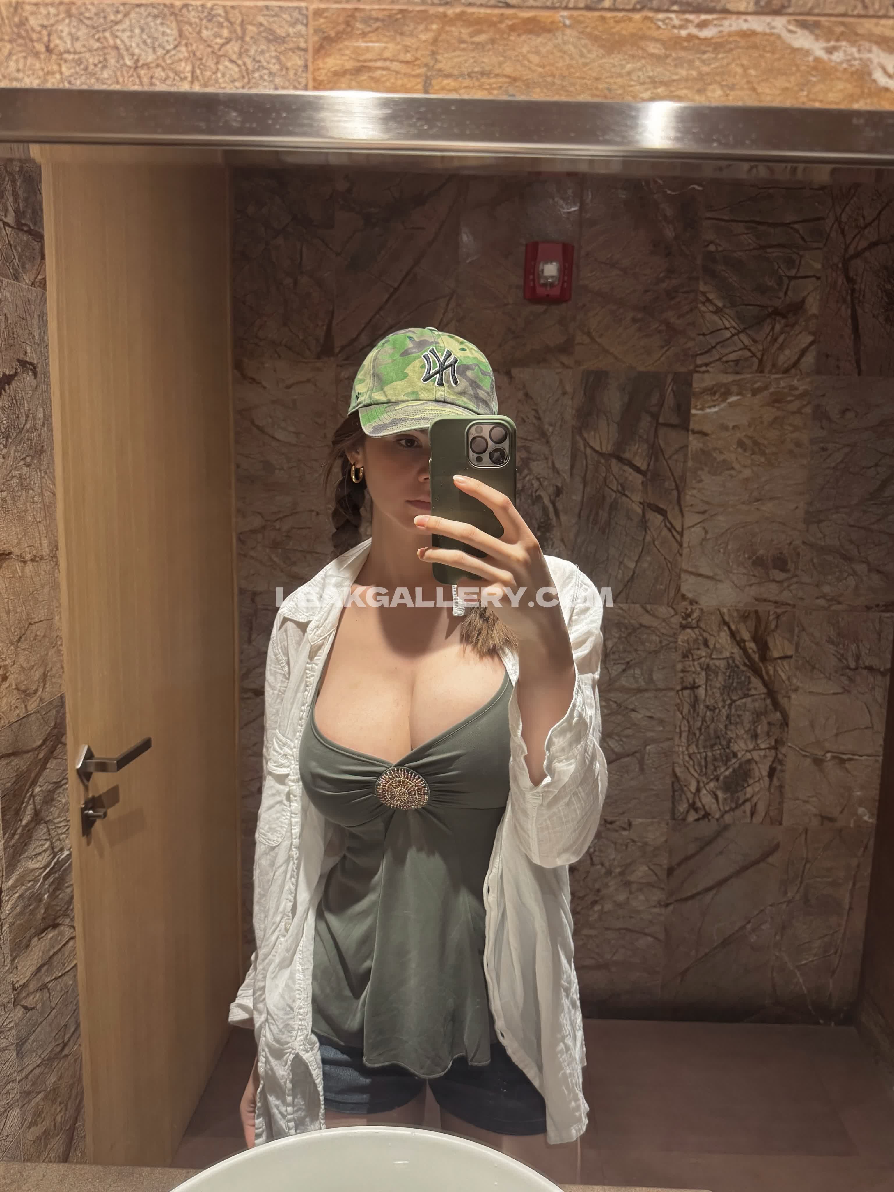 Ashleytervort Exclusive Leaked Nude OnlyFans #13340368