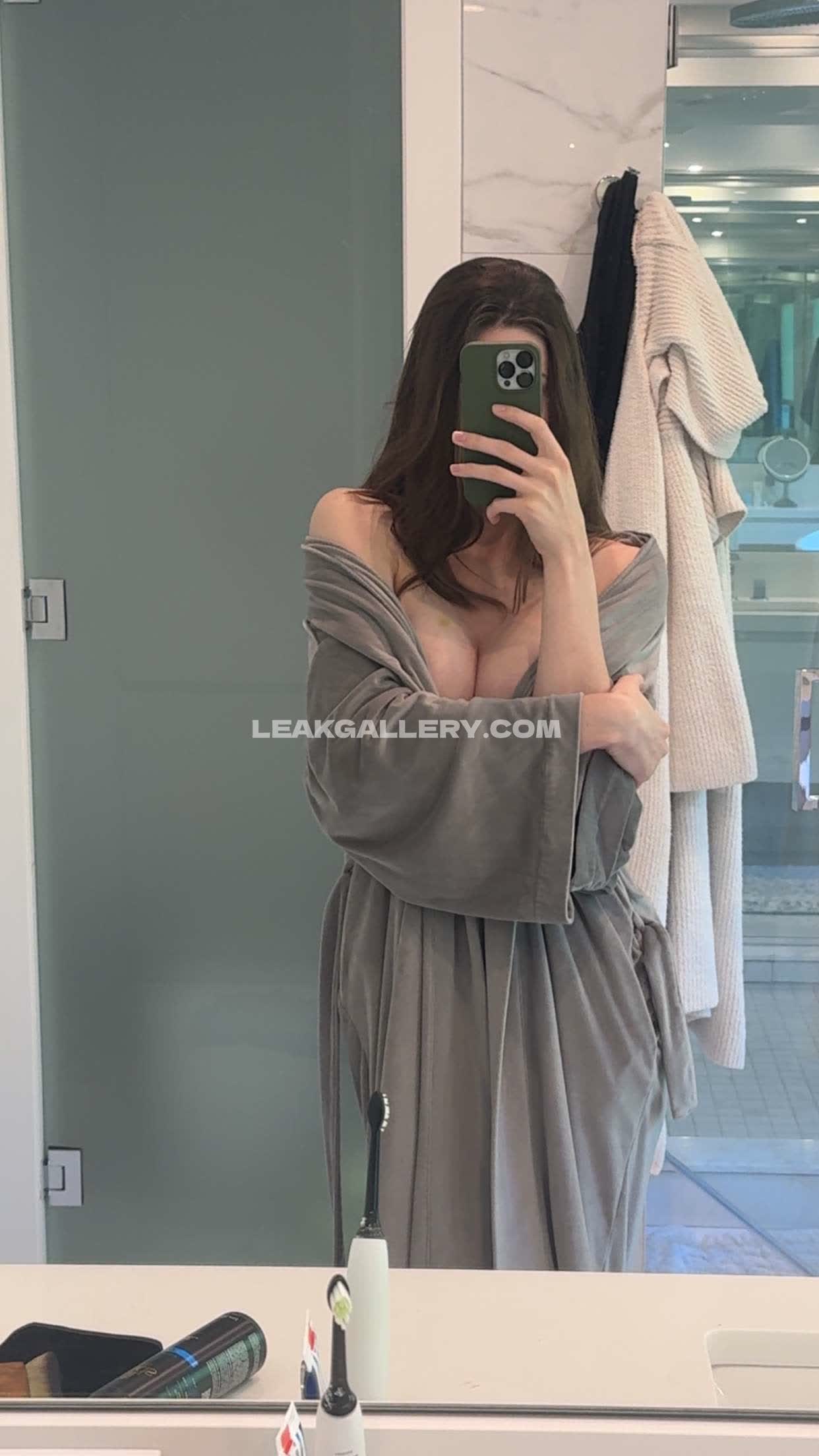 Ashleytervort Exclusive Leaked Nude OnlyFans #12708408